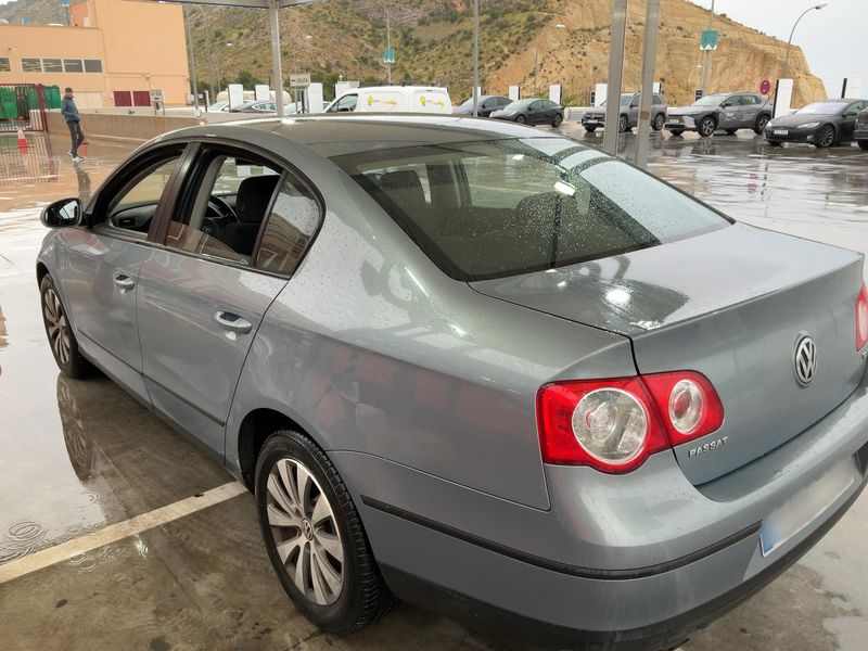 Volkswagen Passat 2.0 TDI Edition Plus 2009 – снимка 6