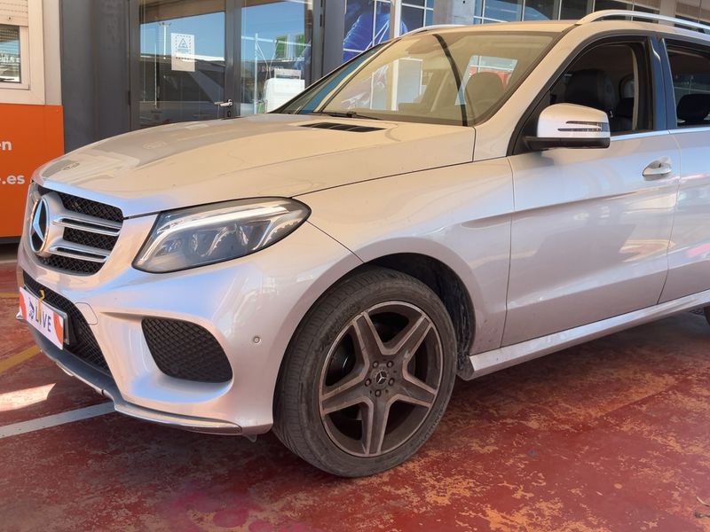 Mercedes-Benz GLE-Klasse GLE 350 d 4Matic AMG Line 2019 – снимка 2