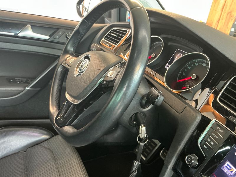 Volkswagen Golf VII 2.0 TDI Highline 4Motion BlueMotion Tech 2013 – снимка 25