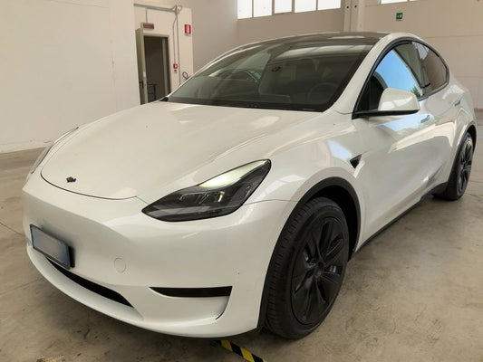 Tesla Model Y Standard Range 2023 – снимка 1