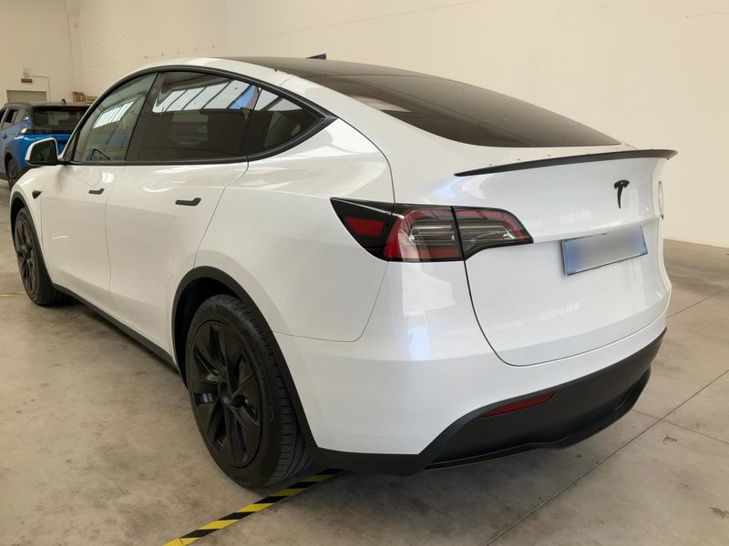 Tesla Model Y Standard Range 2023 – снимка 6