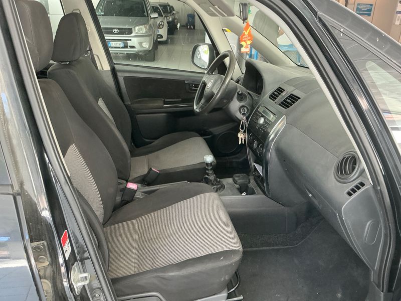 Fiat Sedici 2.0 JTDM Multijet Dynamic 4x4 2011 – снимка 3