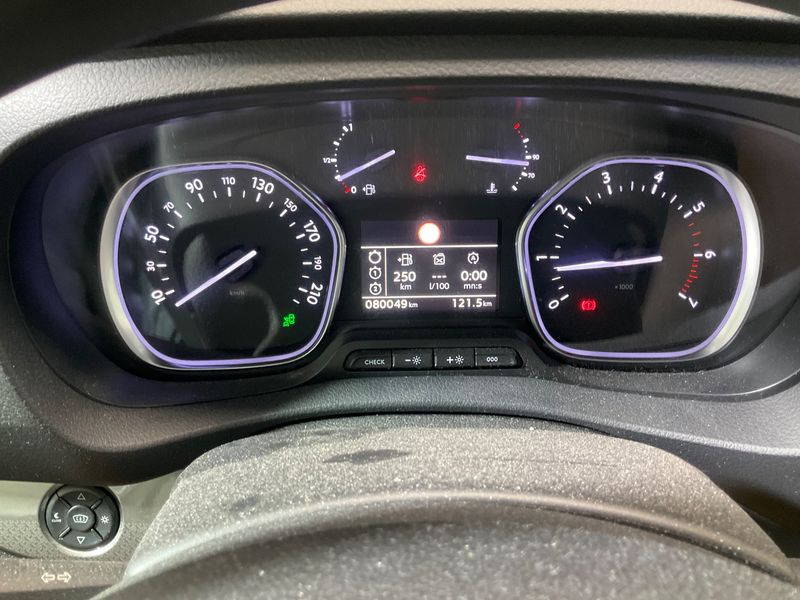 Citroen Jumpy 1.6 Blue-HDi Feel M 2017 – снимка 18