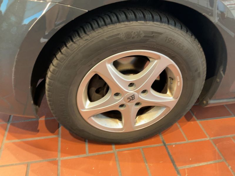 Volkswagen Golf VII 1.2 TSI Trendline BlueMotion Tech 2014 – снимка 3