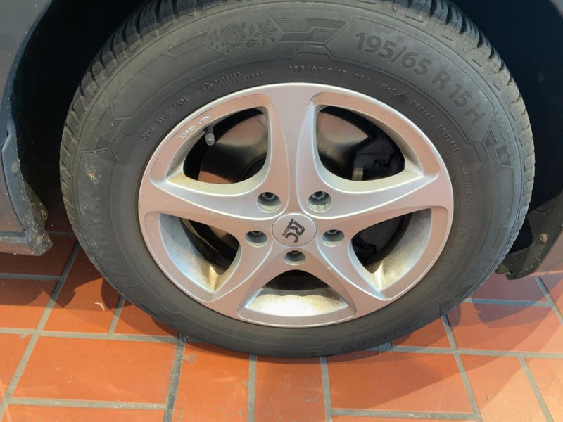 Volkswagen Golf VII 1.2 TSI Trendline BlueMotion Tech 2014 – снимка 11