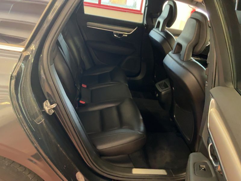 Volvo V90 2.0 D4 Momentum 2018 – снимка 19