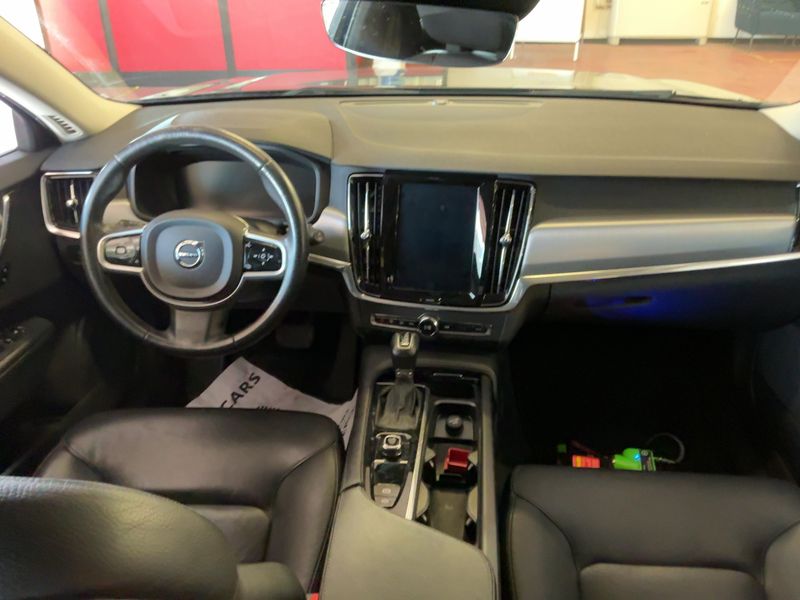 Volvo V90 2.0 D4 Momentum 2018 – снимка 17