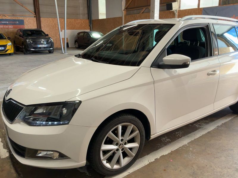 Skoda Fabia 1.2 TSI Business Plus 2016 – снимка 2