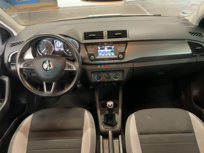 Skoda Fabia 1.2 TSI Business Plus 2016 – снимка 17