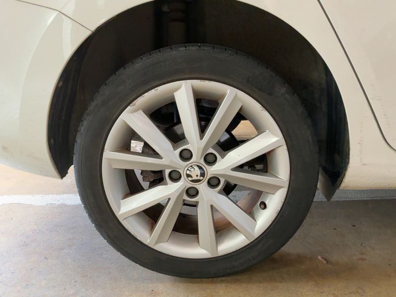 Skoda Fabia 1.2 TSI Business Plus 2016 – снимка 9