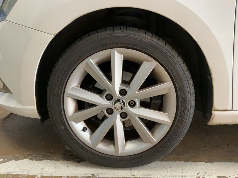 Skoda Fabia 1.2 TSI Business Plus 2016 – снимка 3