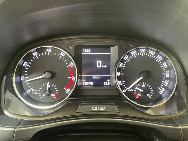 Skoda Fabia 1.2 TSI Joy 2016 – снимка 19