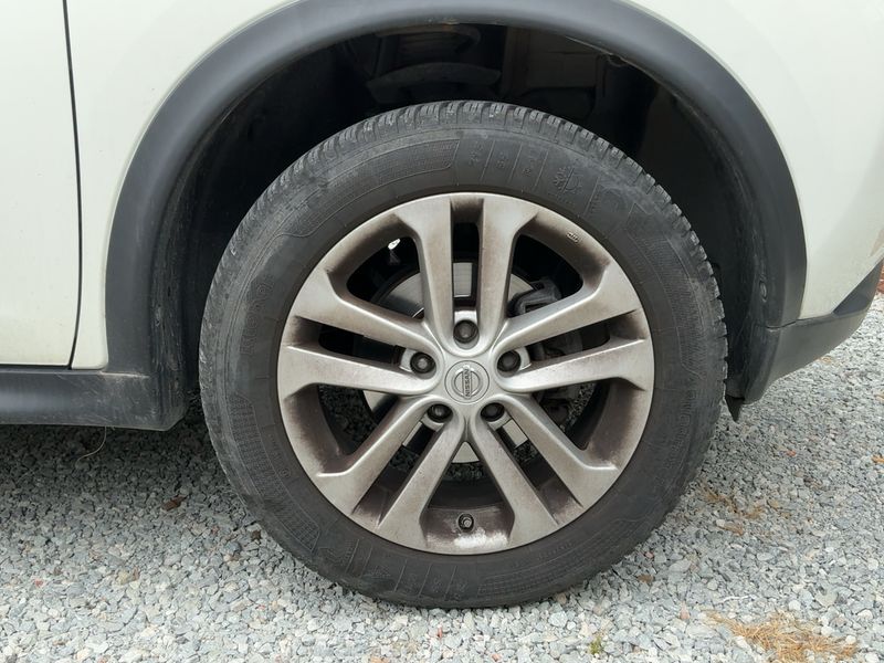 Nissan Juke 1.6 Acenta 2016 – снимка 11