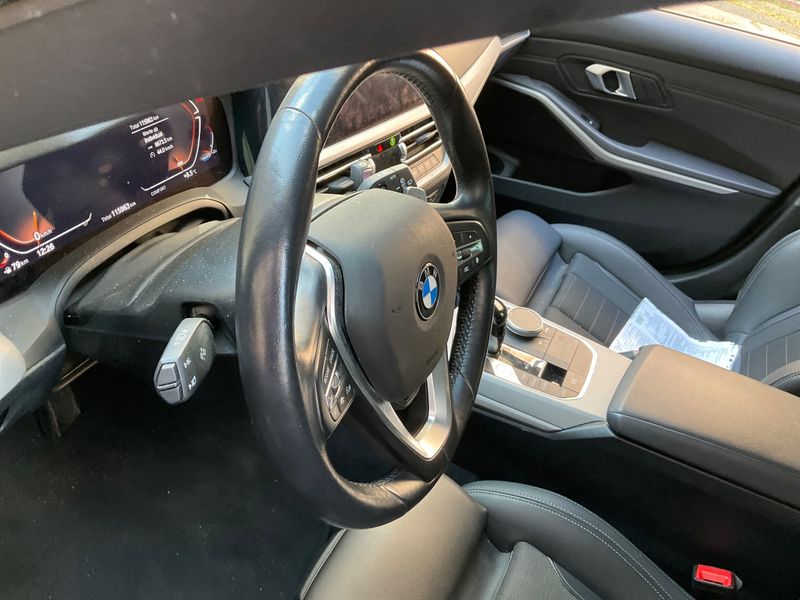BMW 3er 320d Mild-Hybrid xDrive 2022 – снимка 27