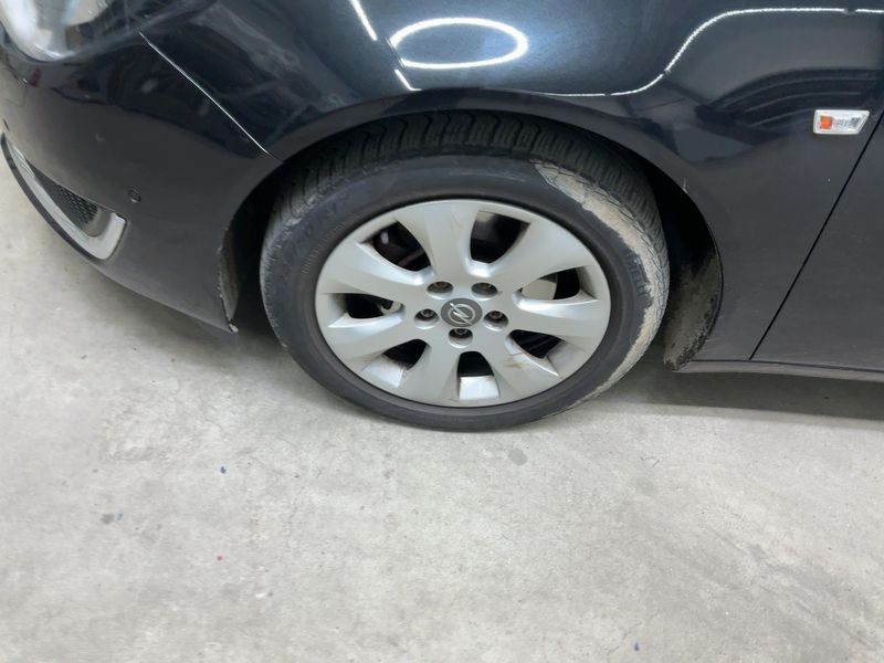 Opel Insignia 1.6 SIDI Turbo Innovation 2013 – снимка 3