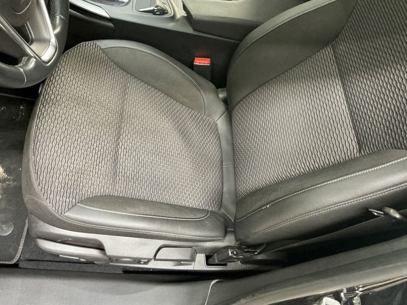 Opel Insignia 1.6 SIDI Turbo Innovation 2013 – снимка 30