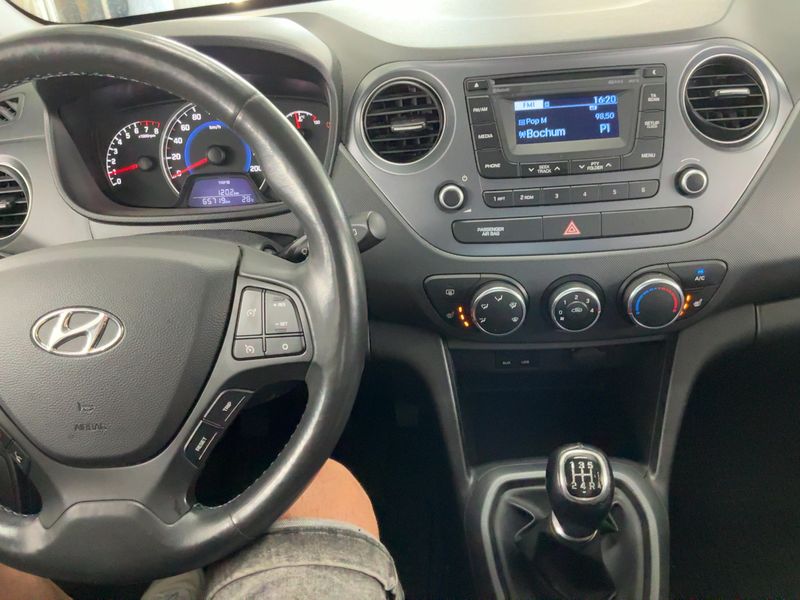 Hyundai i10 1.2 Passion 2016 – снимка 17