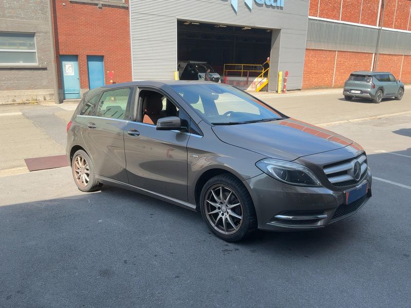 Mercedes-Benz B-Klasse B 200 CDI Standard 2012 – снимка 12