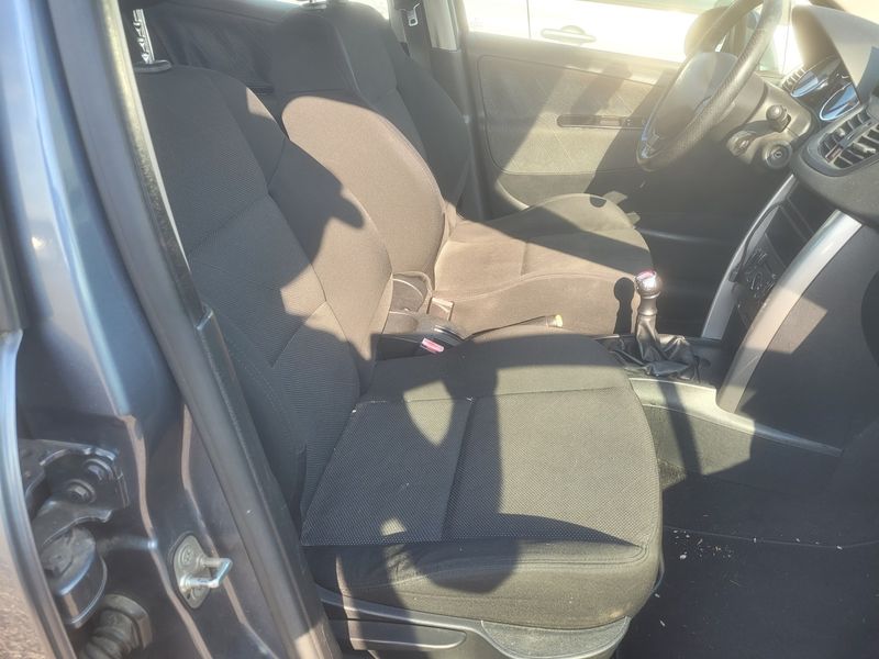 Peugeot 207 1.4 VTi Premium 2008 – снимка 3