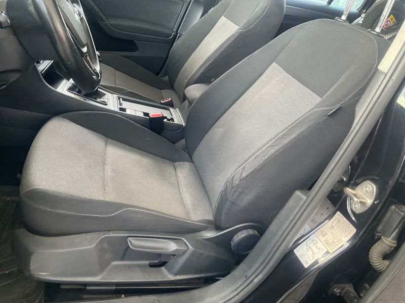 Volkswagen Golf VII 1.6 TDI Edition BlueMotion Tech 2016 – снимка 32