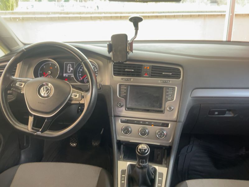 Volkswagen Golf VII 1.6 TDI Edition BlueMotion Tech 2016 – снимка 17