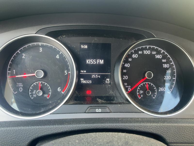 Volkswagen Golf VII 1.6 TDI Edition BlueMotion Tech 2016 – снимка 18