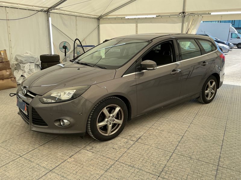 Ford Focus 1.6 EcoBoost Titanium 2011 – снимка 1