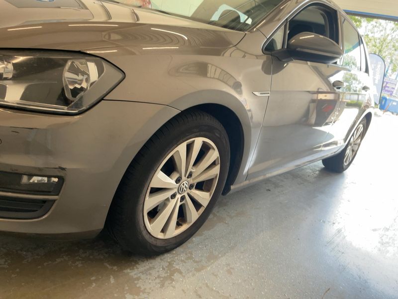 Volkswagen Golf VII 1.0 TSI Comfortline BlueMotion Tech 2016 – снимка 2