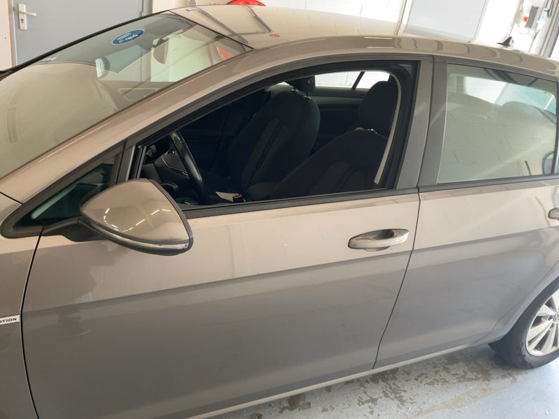 Volkswagen Golf VII 1.0 TSI Comfortline BlueMotion Tech 2016 – снимка 4
