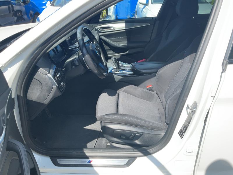 BMW 5er 520d xDrive M Sport 2018 – снимка 16