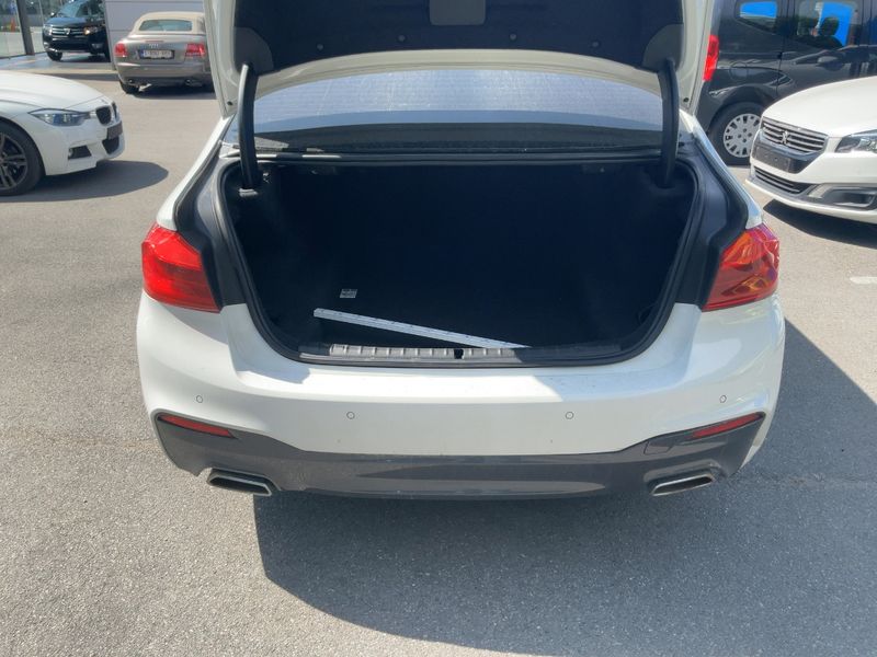 BMW 5er 520d xDrive M Sport 2018 – снимка 15