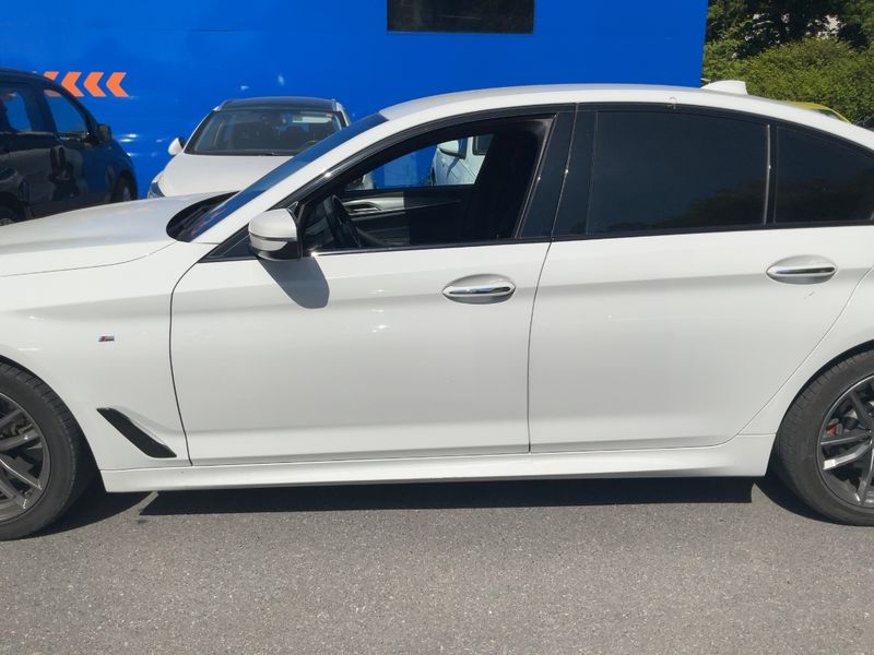 BMW 5er 520d xDrive M Sport 2018 – снимка 4