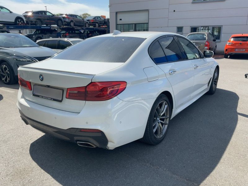 BMW 5er 520d xDrive M Sport 2018 – снимка 8