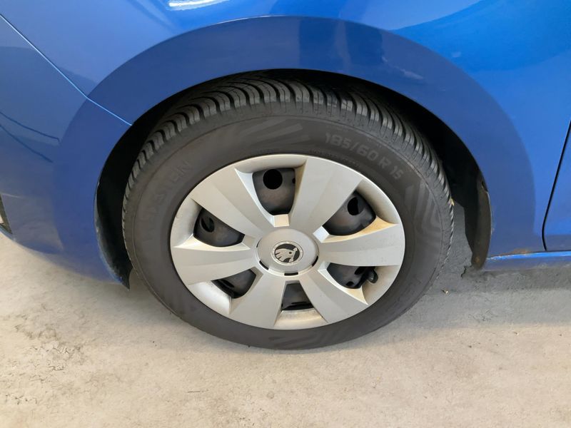 Skoda Rapid Spaceback 1.4 TDI Ambition 2015 – снимка 3