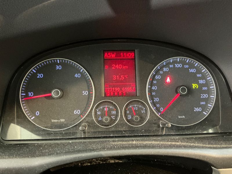 Volkswagen Touran 2.0 TDI Highline 2006 – снимка 4