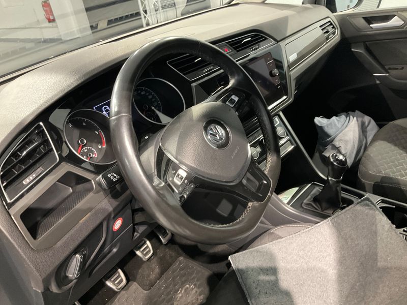Volkswagen Touran 1.6 TDI Join 2019 – снимка 30