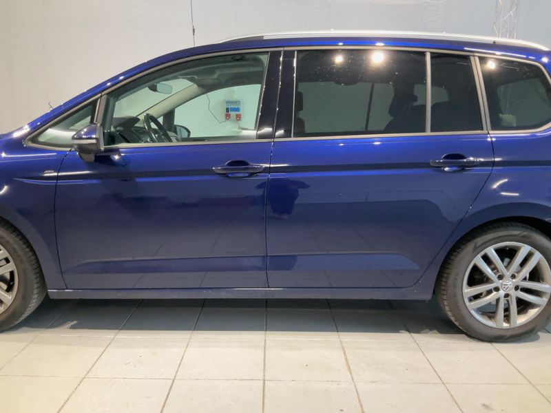 Volkswagen Touran 1.6 TDI Join 2019 – снимка 4