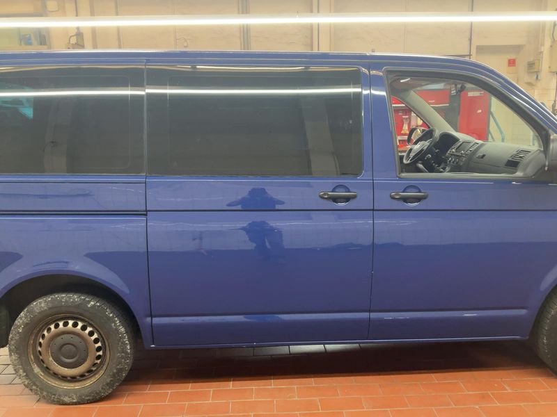 Volkswagen T5 Kombi 2.0 TDI 2013 – снимка 10