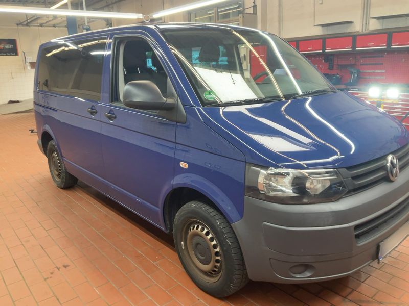 Volkswagen T5 Kombi 2.0 TDI 2013 – снимка 12