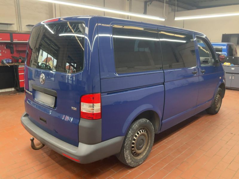 Volkswagen T5 Kombi 2.0 TDI 2013 – снимка 8