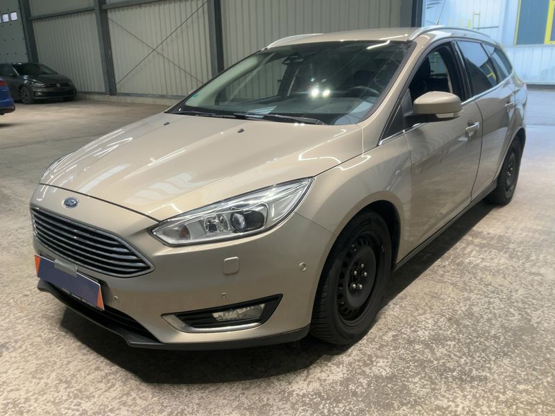 Ford Focus 1.5 EcoBoost Titanium 2015 – снимка 1