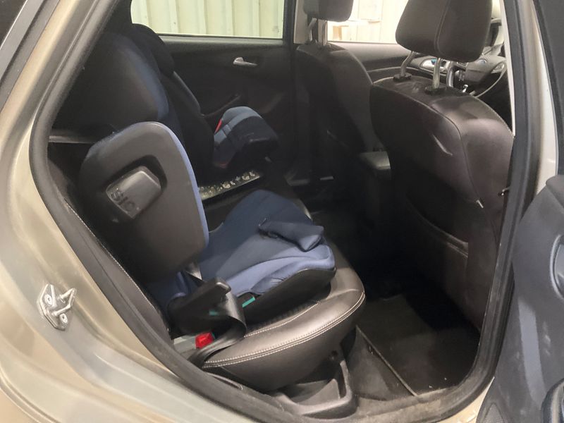 Ford Focus 1.5 EcoBoost Titanium 2015 – снимка 25