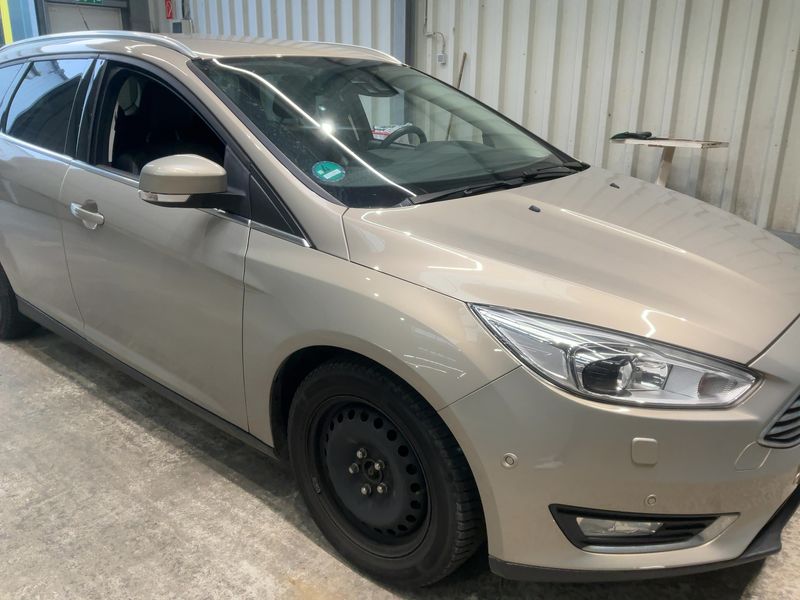 Ford Focus 1.5 EcoBoost Titanium 2015 – снимка 12