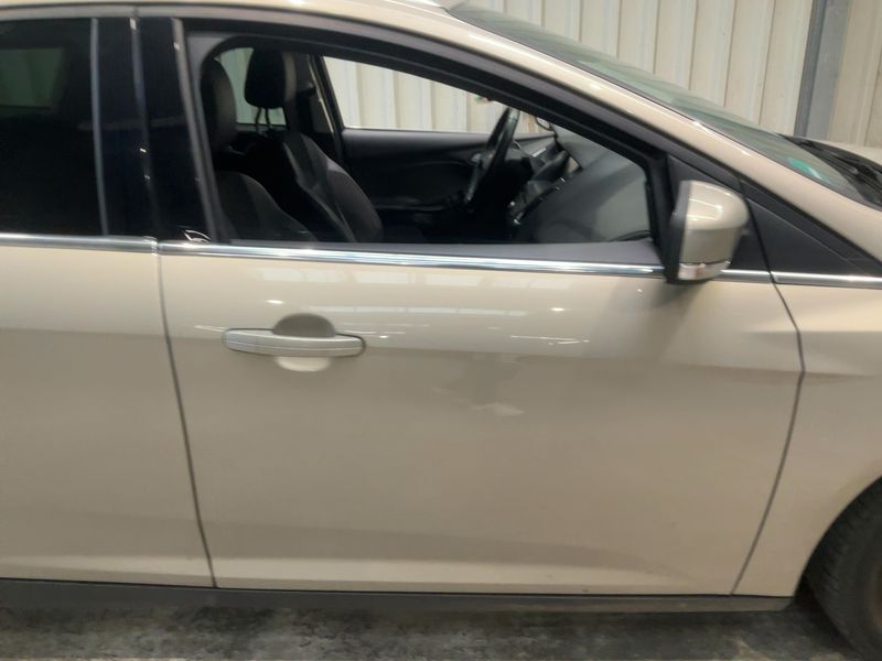 Ford Focus 1.5 EcoBoost Titanium 2015 – снимка 10