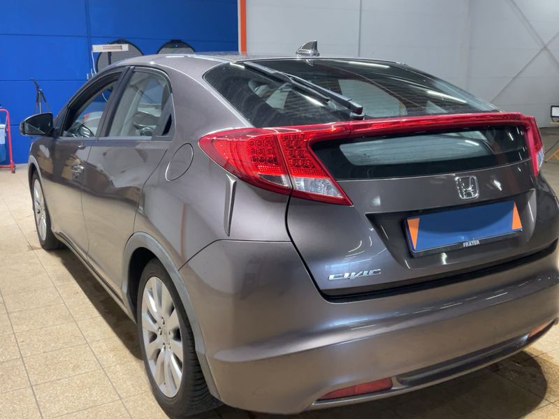 Honda Civic 1.8 i-VTEC Sport 2014 – снимка 6