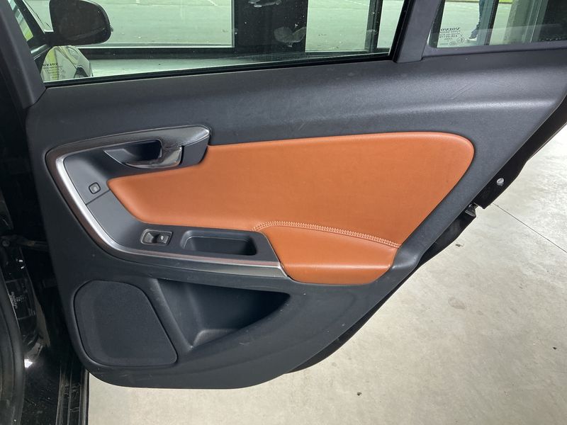 Volvo V60 2.0 D3 Summum 2012 – снимка 34