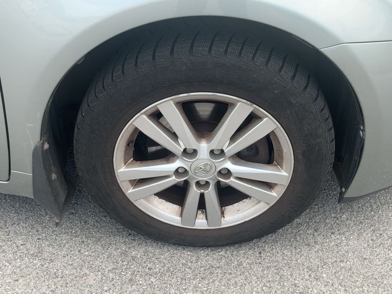 Toyota Avensis 1.8 Comfort 2009 – снимка 11