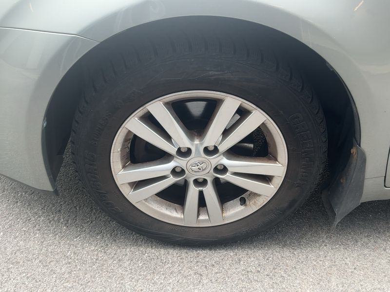 Toyota Avensis 1.8 Comfort 2009 – снимка 3