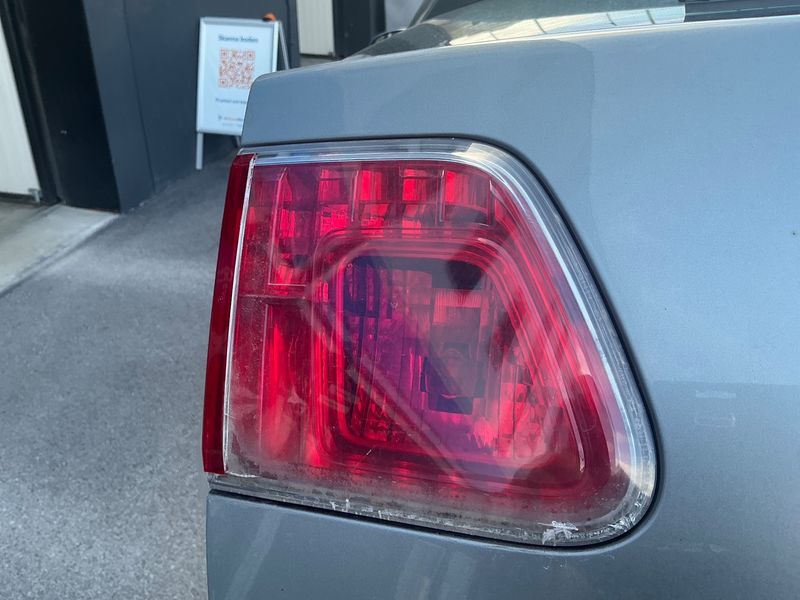 Toyota Avensis 1.8 Comfort 2009 – снимка 32