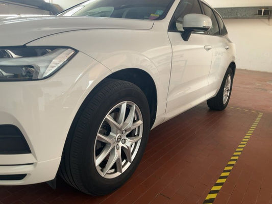 Volvo XC60 2.0 D4 Business AWD 2018 – снимка 2